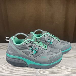 Gravity Defyer Gdefy ION Gray Teal Athletic Shoe Sneaker Womens 9